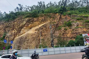 Khắc phục sạt lở mái taluy đường quá chậm, tỉnh Bình Định phải đôn đốc