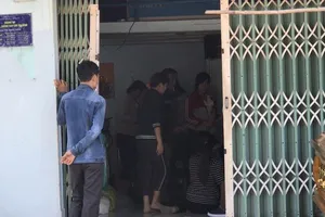 Gọi dậy đi làm, phát hiện chồng đã chết