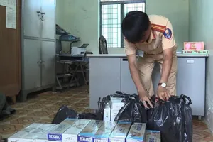 Gặp CSGT bỏ thuốc lá lậu chạy thoát thân