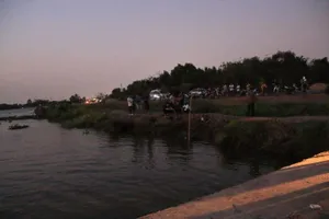 Bình Dương: Phát hiện xác một người phụ nữ gần bờ sông