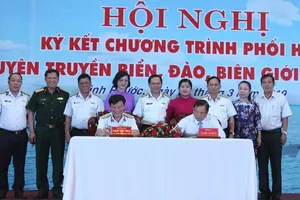 Bình Phước và Quân chủng Hải quân ký kết tuyên truyền biển đảo