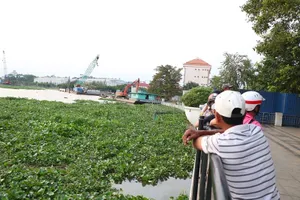 Bơi ra sông bắt cò, nam thanh niên bị nước nhấn chìm