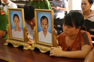 Đề nghị hơn 10 năm tù cho tài xế tông 2 bé gái tử vong