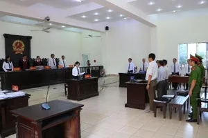 Cựu Giám đốc Sở địa chính Bình Dương phủ nhận cáo trạng