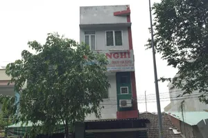 1 cô gái chết trong tư thế treo cổ ở nhà nghỉ ở Bình Dương