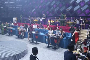 34 người chơi ma túy trong bar Latin bị phạt 40 triệu đồng
