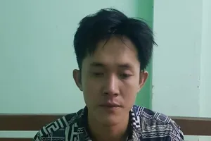 Ghen tuông, nam thanh niên tại Bình Dương đâm chết tình địch