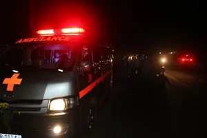 Trèo qua dải phân cách, bị xe máy tông tử vong