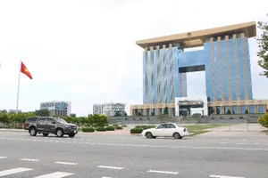 Bình Dương lập đường dây nóng tiếp nhận phản ánh của dân