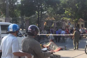 Một thợ hồ ở Bình Dương chết thảm dưới bánh xe ben