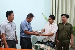 Chủ quán cơm trả lại 280 triệu cho khách 