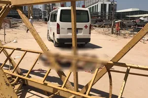 Bình Dương: Cẩu tháp đổ sập, 3 công nhân chết tại chỗ