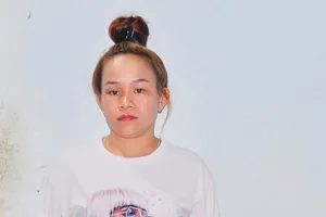 Nhiều phụ nữ trong sòng bạc trăm triệu ở Bình Dương