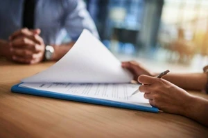 Khai man lý lịch để nhận hơn 200 triệu đồng trợ cấp