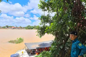 Vụ Đại úy hi sinh khi bắt cát lậu: Có nổ súng trấn áp