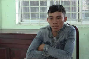 Bình Dương: Hai nhóm thanh niên hỗn chiến vì loa kẹo kéo