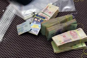 Nổ súng trấn áp sòng bạc hàng tỷ đồng tại Bình Dương