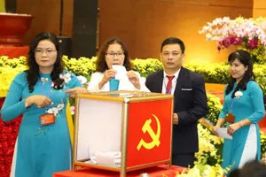 Công bố kết quả nhân sự Đại hội Đảng bộ Bình Dương khóa XI