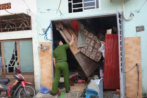 Người đàn ông bị bỏng nặng sau tiếng nổ lớn