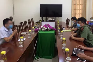 Giám đốc công ty bị phạt vì đăng tin sai về COVID-19