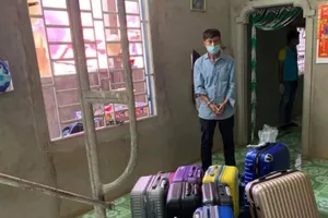 Bình Phước: Khởi tố người đàn ông đưa 11 người vượt biên trái phép