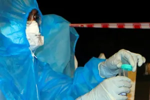 Bình Dương: Đề nghị tạm đình chỉ công tác GĐ Trung tâm y tế Thị xã Tân Uyên 