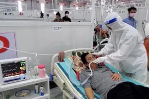 Bên trong khu điều trị F0 ở Bình Dương