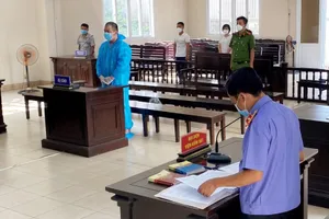 Sát hại đồng nghiệp vì lấy tô của mình ăn uống nhưng không chịu rửa 