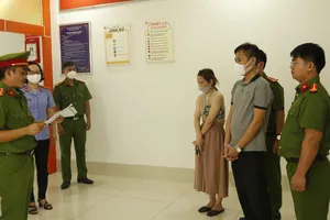 Vợ chồng giám đốc công ty bất động sản ở Bình Dương bị bắt