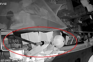 Bình Dương: Cầm mã tấu đe dọa cướp bánh trung thu 1 sạp hàng