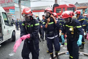 Người phát hiện vụ cháy quán karaoke tại Bình Dương kể lại sự việc