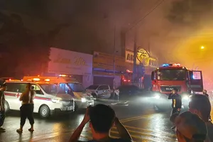 Cháy quán karaoke tại Bình Dương, rất nhiều người thương vong