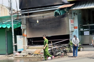 Liên tiếp xảy ra 2 vụ cháy ở Bình Dương, nhiều người may mắn thoát chết