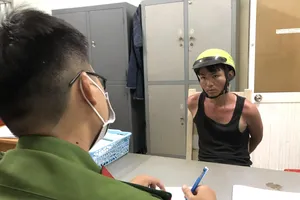 Lời khai của thanh niên cướp vàng rồi ném ra đường ở Bình Dương