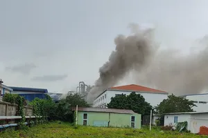 Bình Dương: Sau tiếng nổ lớn nghi từ lò hút bụi, nhiều công nhân bị thương