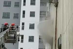 Nóng: Khởi tố 2 cán bộ công an liên quan vụ cháy karaoke An Phú khiến 32 người chết