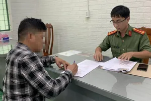 Bình Dương: Giúp mẹ đòi nợ không đúng cách, người đàn ông bị phạt 7,5 triệu đồng