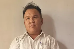 Giả quyết định của chủ tịch tỉnh để lừa đảo cả chục tỉ đồng