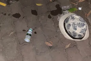 Công an kịp đưa 1 người co giật bên đường vào bệnh viện