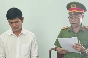 Bắt 1 phó giám đốc chi nhánh ngân hàng ở Bình Dương