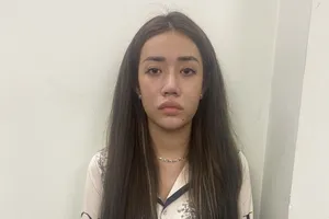 Bị truy nã, cô gái trẻ trốn lên Bình Dương nhưng vẫn bị bắt