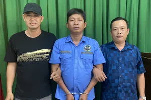 Bắt nhân viên bảo vệ trốn hai lệnh truy nã