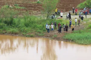 Bình Phước: Tìm kiếm nam thanh niên nhảy xuống sông mất tích