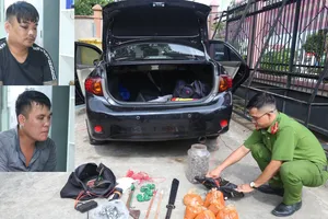 Nhóm trộm chó đi ô tô bắn súng điện, rải đinh chống công an truy đuổi