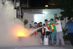 Bình Dương: Các địa phương đồng loạt diễn tập chữa cháy