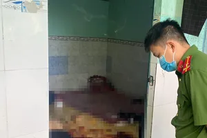 Hiện trường vụ án chồng dùng dao sát hại vợ