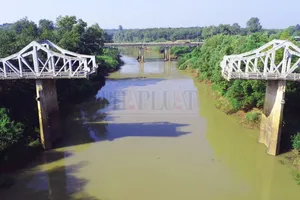 Cận cảnh Cầu Gãy, cây cầu có nhiều người chọn để 'quyên sinh' ở Bình Dương