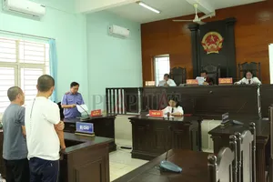 Mua bán pháo nổ, hai người lãnh án tù