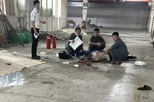 Hiện trường vụ nổ dưới tầng hầm chung cư tại Bình Dương