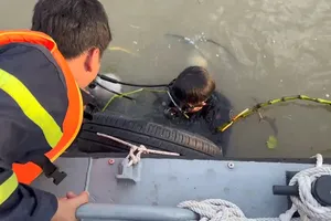 Đã tìm thấy 3 bé gái đuối nước trên sông Sài Gòn